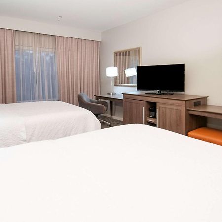 Hampton Inn Opelousas Bagian luar foto