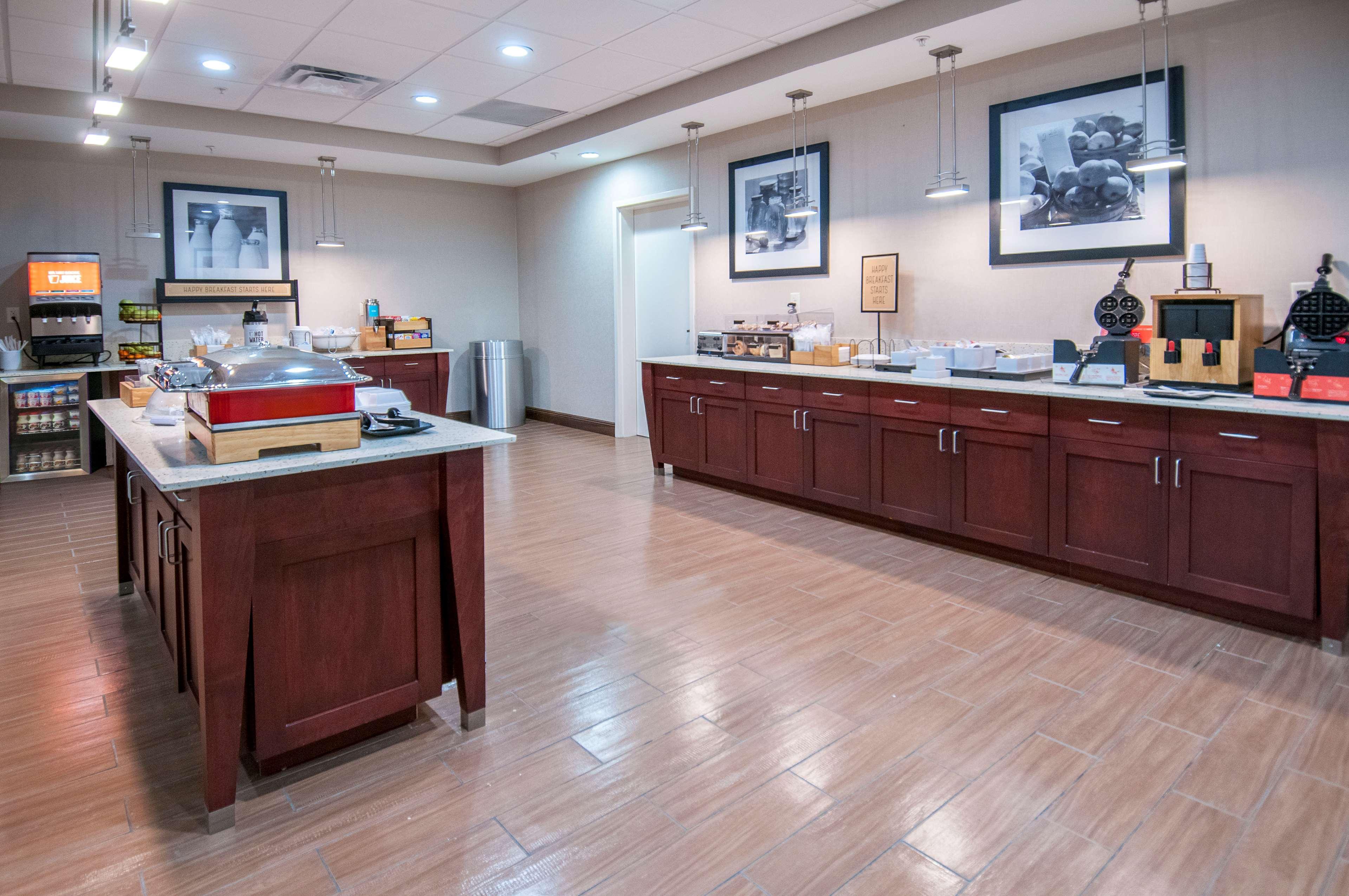 Hampton Inn Opelousas Bagian luar foto
