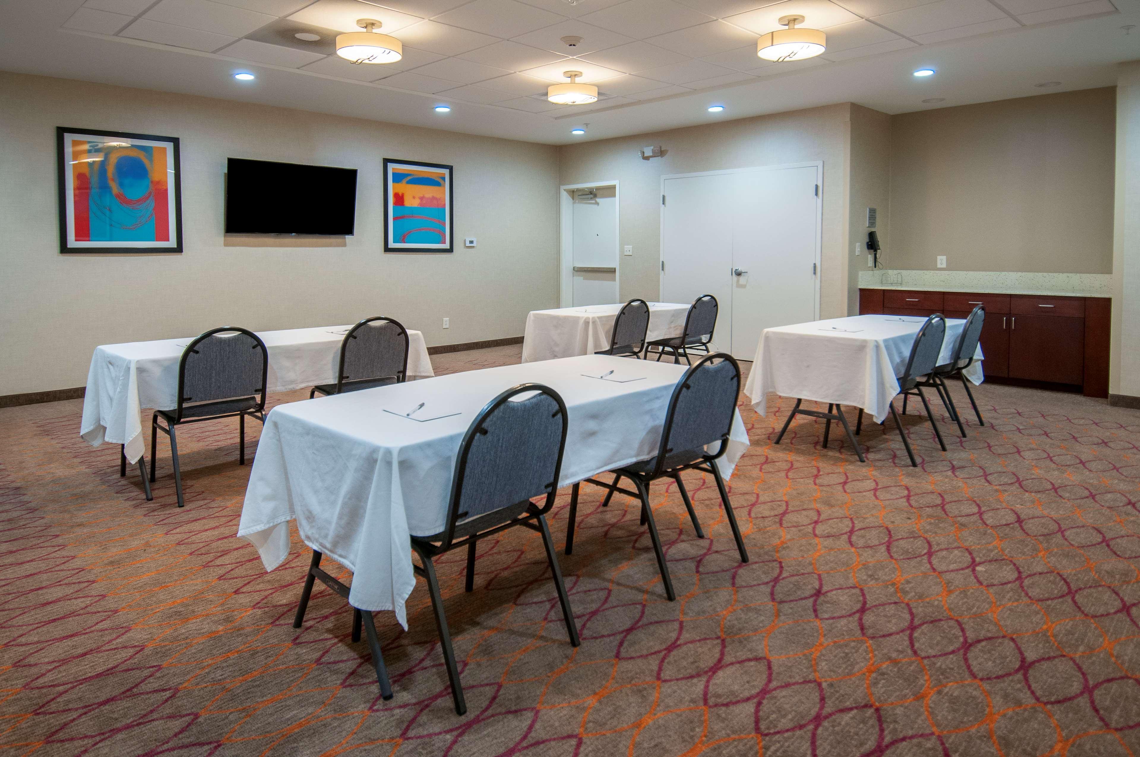 Hampton Inn Opelousas Bagian luar foto