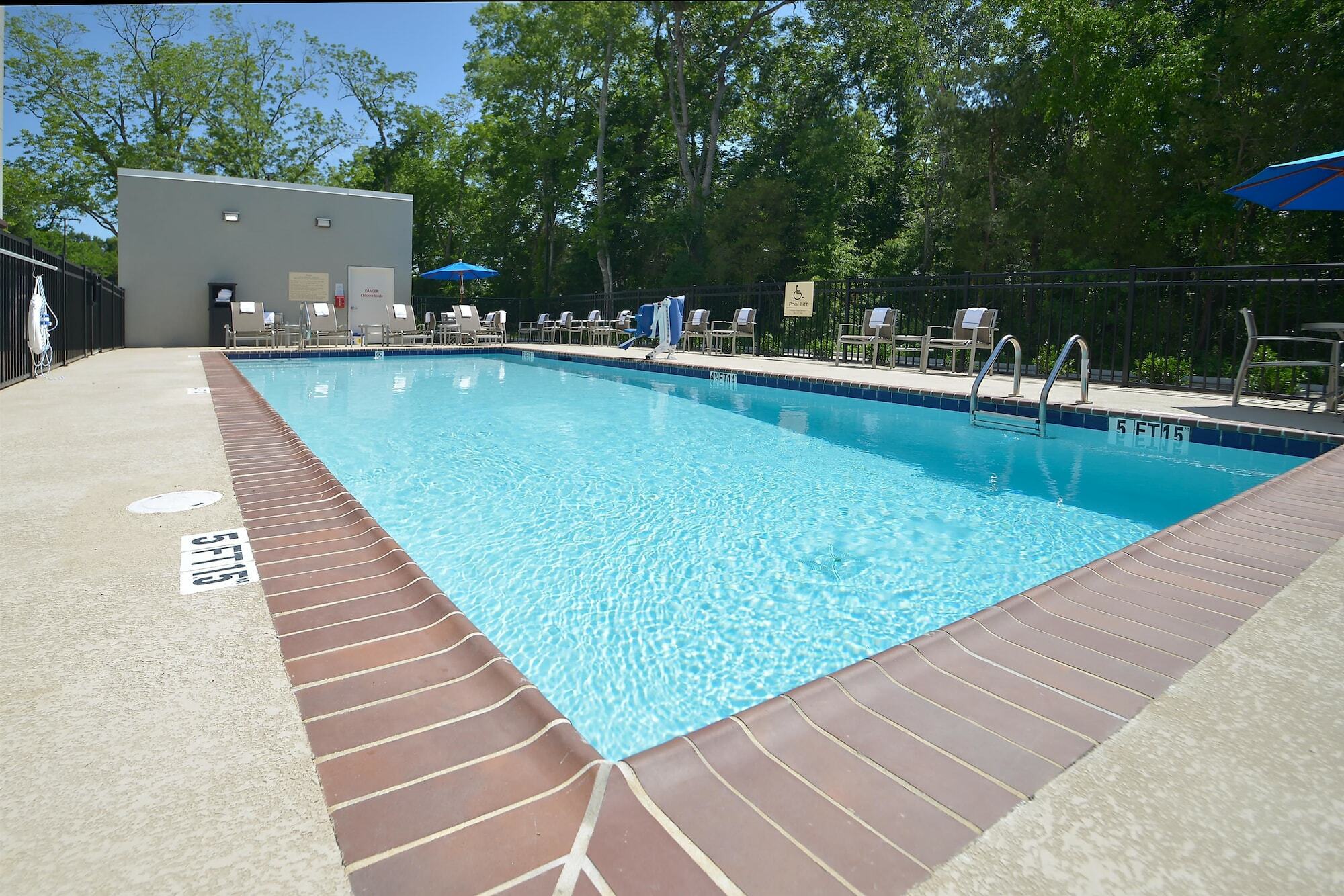 Hampton Inn Opelousas Bagian luar foto